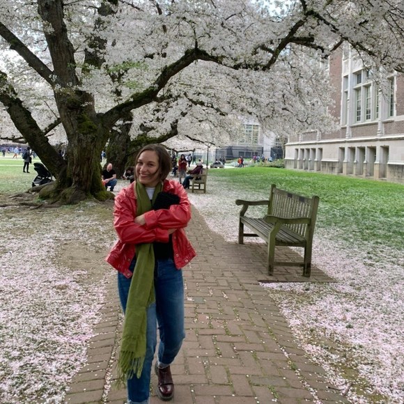 Meet your Posher, Calli - Picture 1 of 1